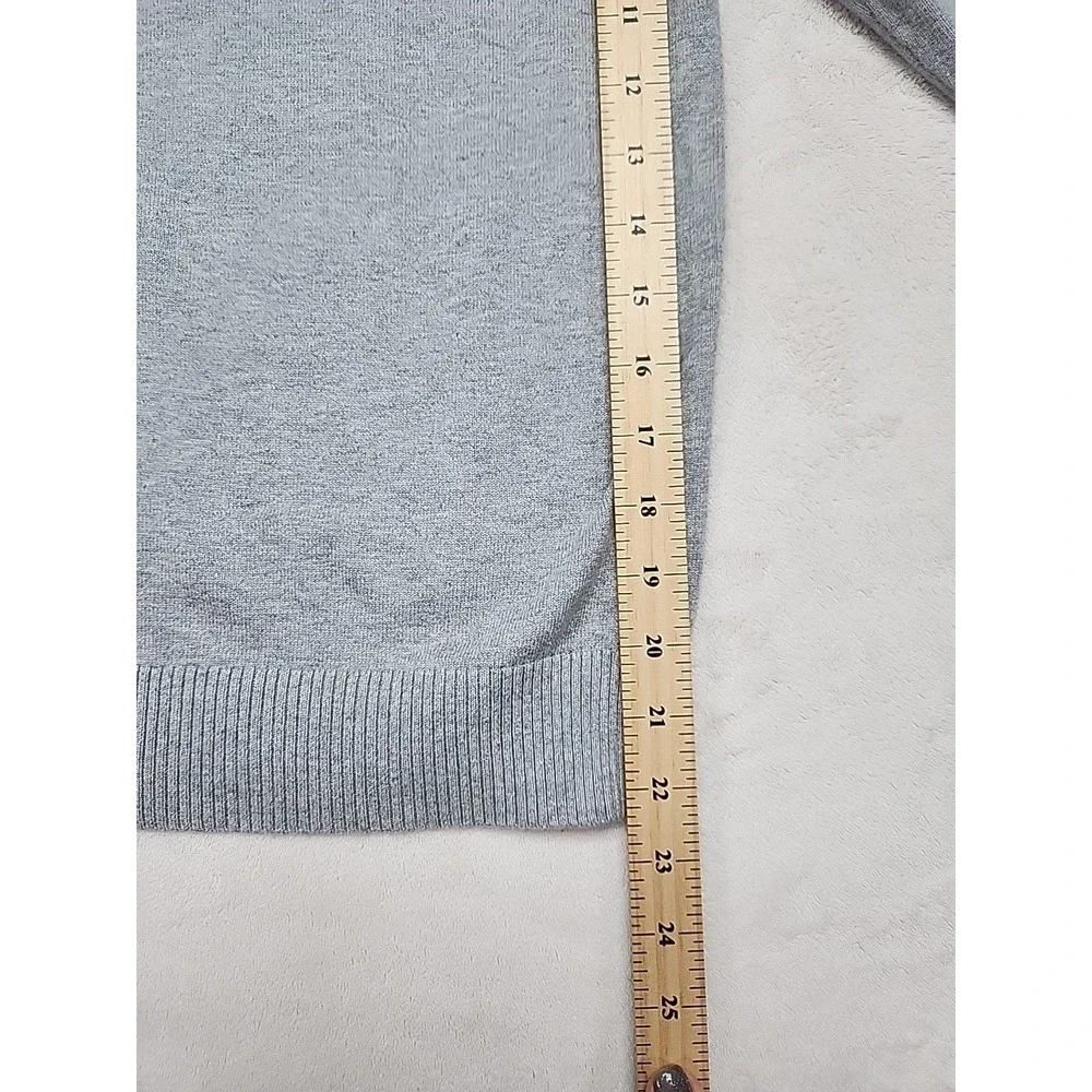 Tommy Hilfiger Grey Crewneck Sweater‎ Men's Size Medium